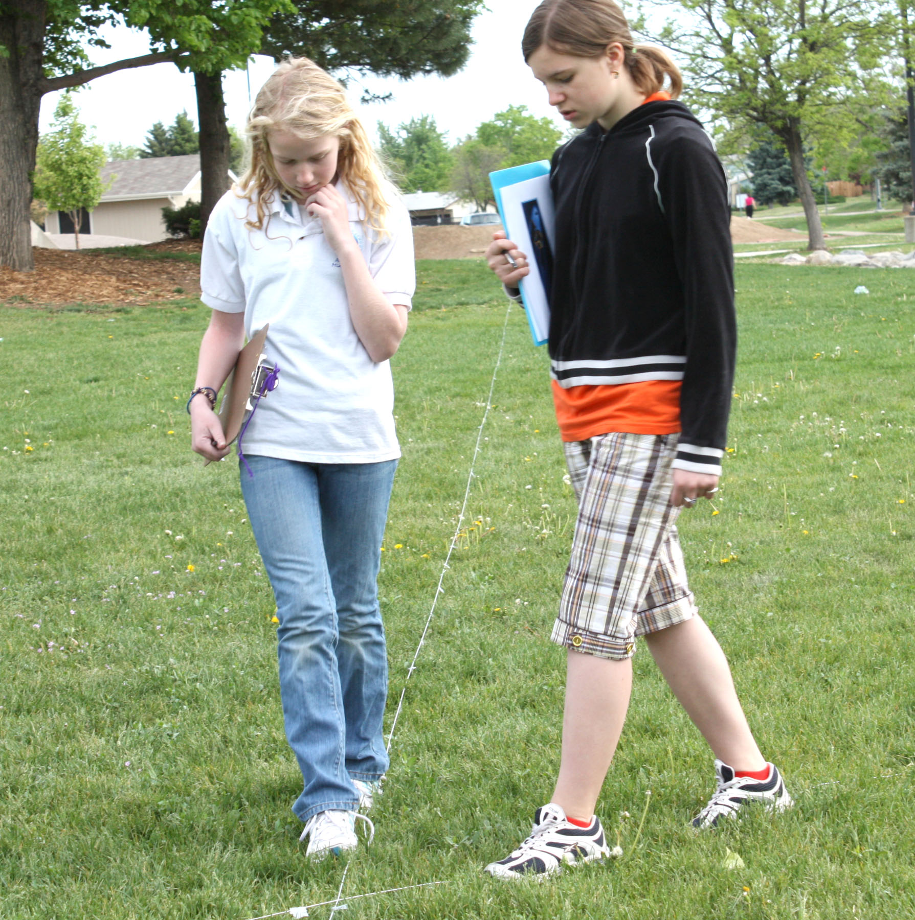 Students at Aurora Hills Middle School (CO) Participate in Extreme Navigation