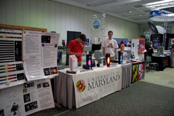 UM undergrad Ricky and postdoc Mike await the crowds of space enthusiasts!